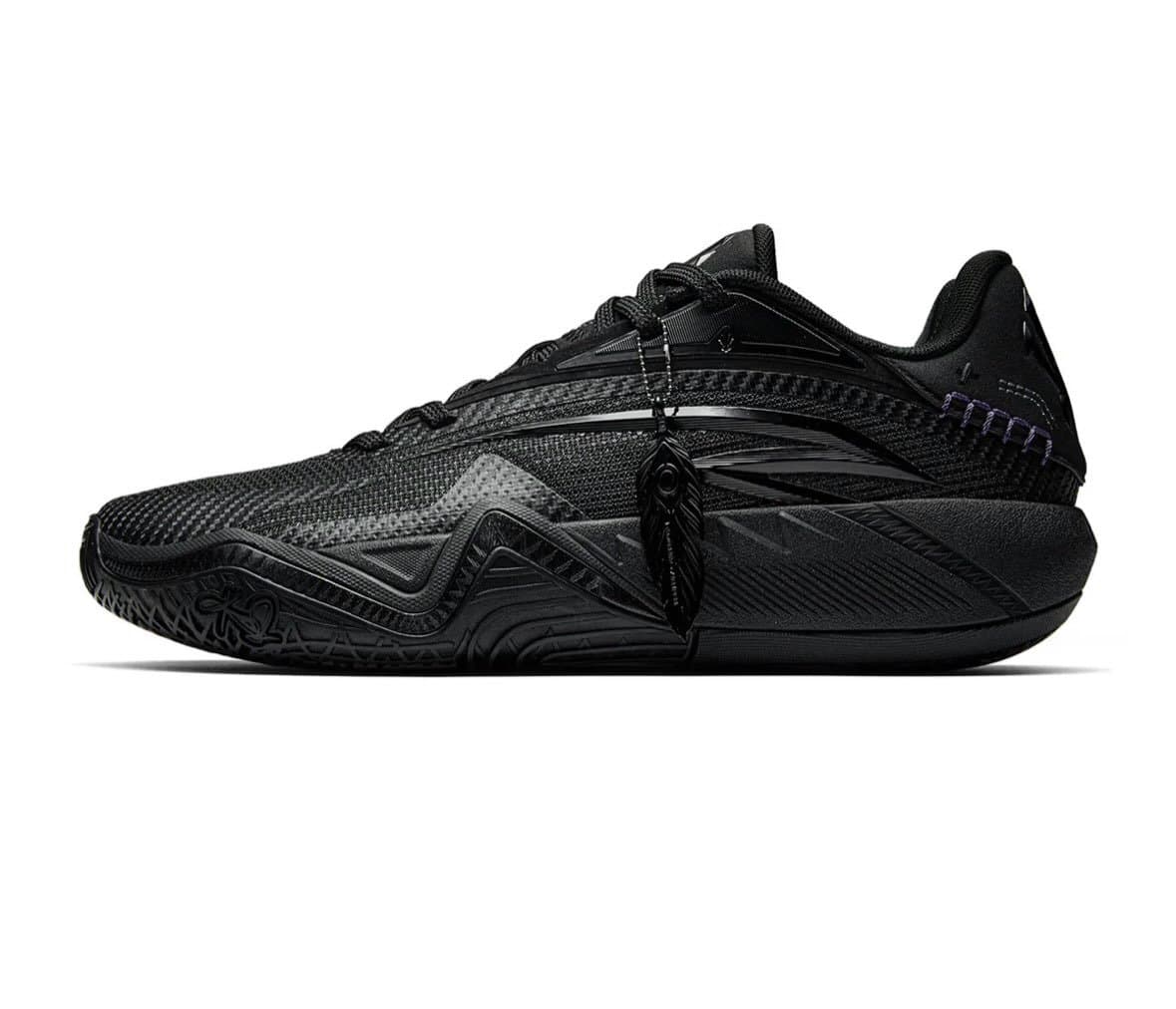 Anta Kai 3 in Triple Black